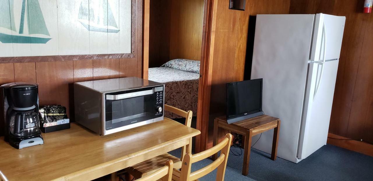 Wateredge Beach Hotel 4*